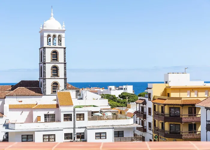 Central Penthouse, Close To The Natural Pools With Big Terrace, Ocean & City View